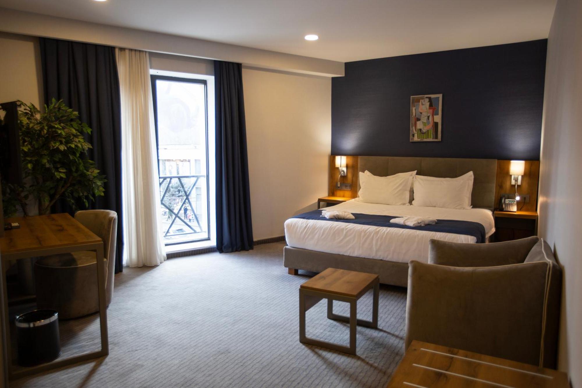 Avenue Hotel Tbilisi Ngoại thất bức ảnh