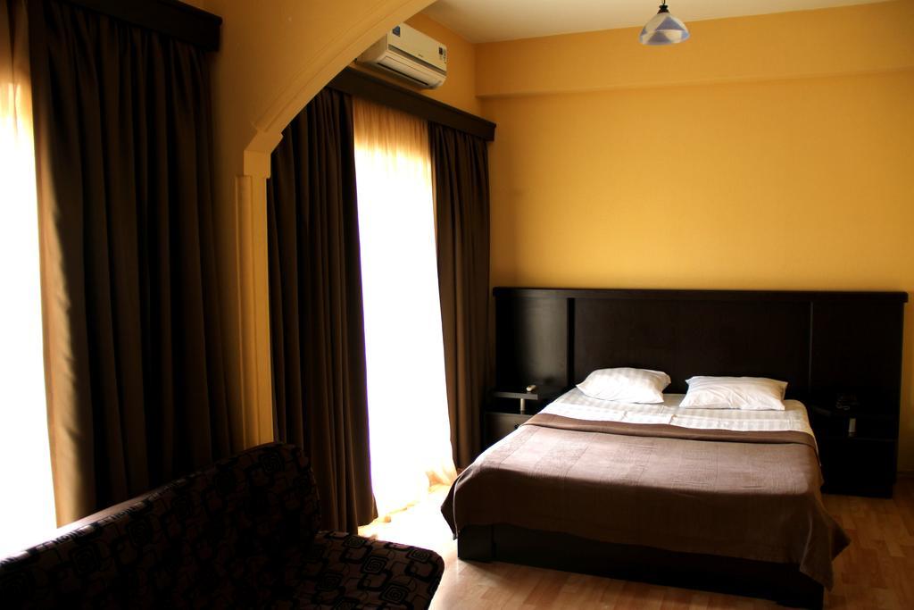 Avenue Hotel Tbilisi Phòng bức ảnh