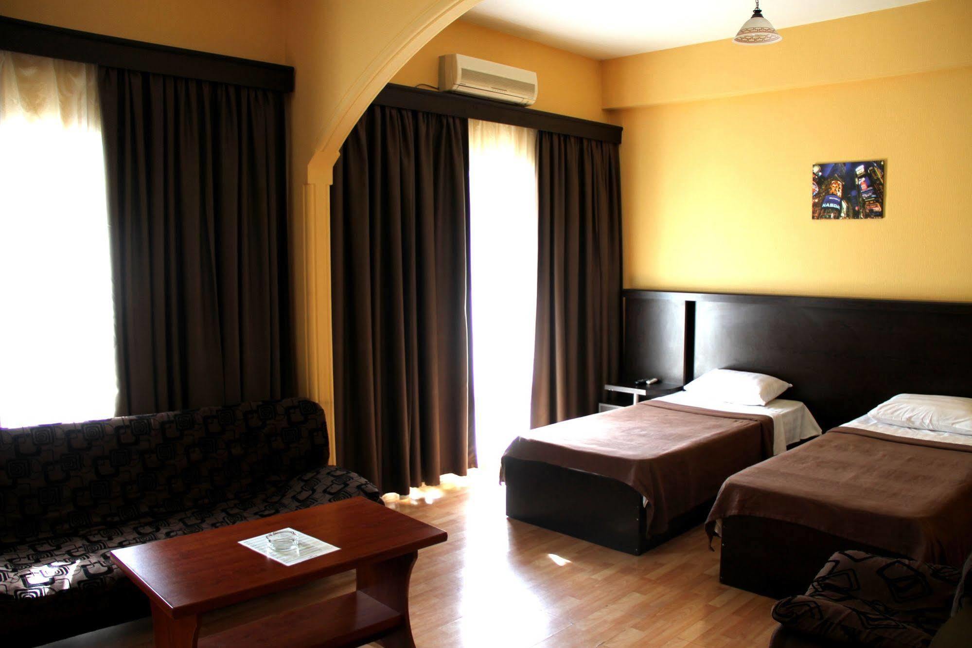 Avenue Hotel Tbilisi Ngoại thất bức ảnh